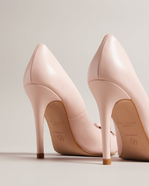 TELIAH-Shoes-Make a lasting impression with the chic and sophisticated TELIAH heels. Their top grain leather construction offers durability and comfort, while the bow embellishment adds a touch of elegance. Perfect for any special occasion, these heels are easy to slip on and will quickly become your go-to choice for effortlessly cool style.By purchasing this product, you are supporting responsible leather manufacturing through the Leather Working Group. Court heels Top grain leather Closed pointed toe Bow